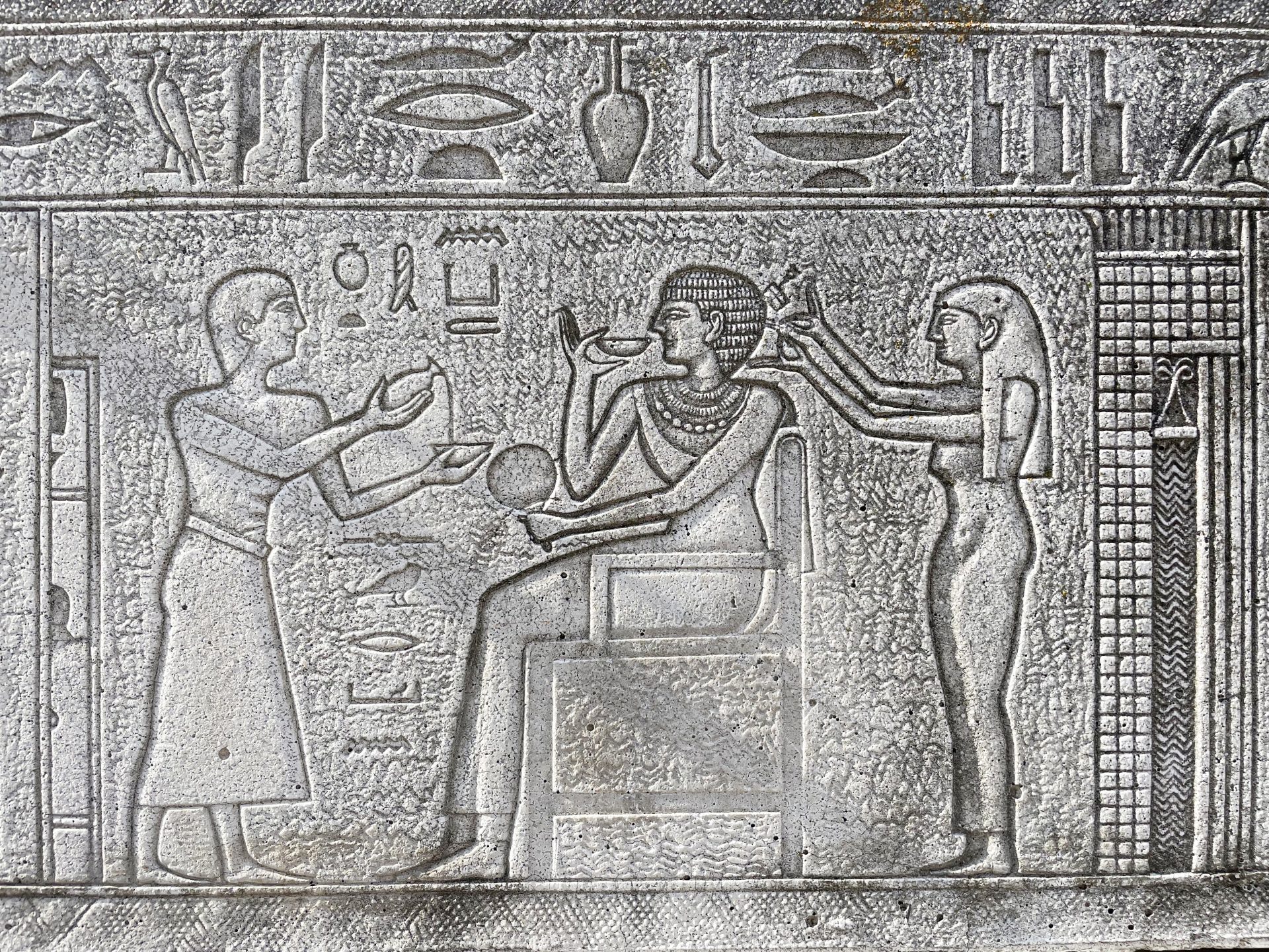 家具の歴史をたどる